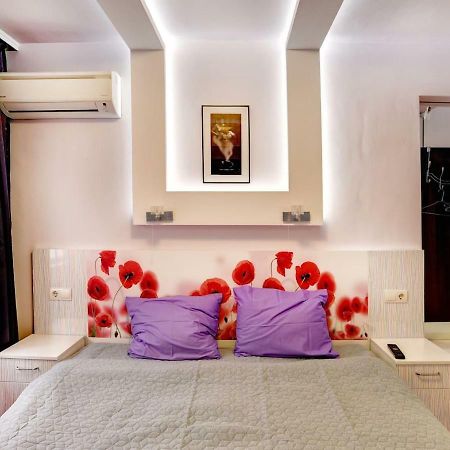 Spacious And Stylish Apartment In The Heart Of Sofia Plus Parking Exterior photo