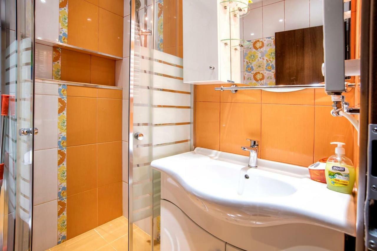 Spacious And Stylish Apartment In The Heart Of Sofia Plus Parking Exterior photo